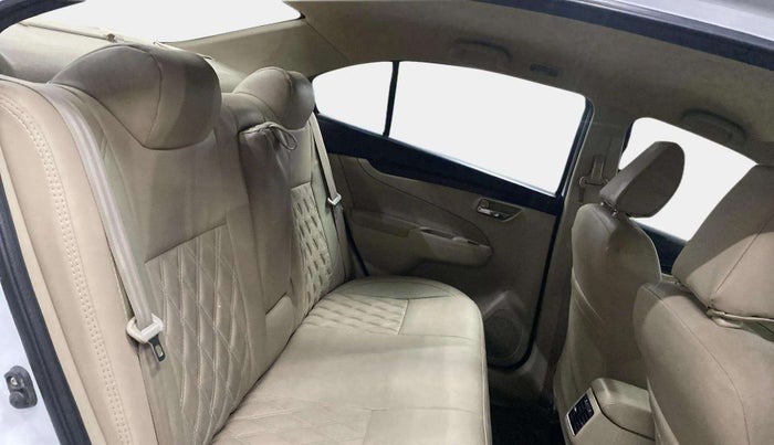 2016 Maruti Ciaz ZXI AT, Petrol, Automatic, 55,492 km, Right Side Rear Door Cabin