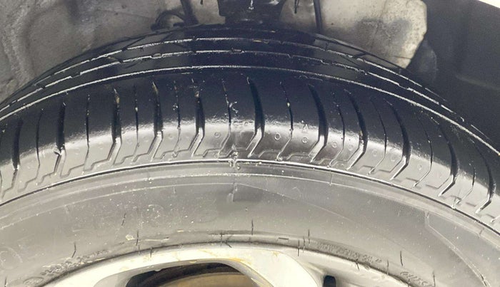 2019 Hyundai Elite i20 ASTA 1.4 CRDI (O), Diesel, Manual, 96,721 km, Right Front Tyre Tread