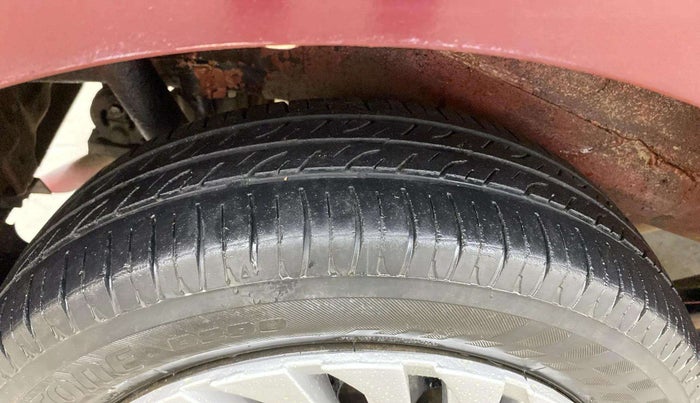 2012 Maruti Wagon R 1.0 VXI, Petrol, Manual, 88,756 km, Right Rear Tyre Tread