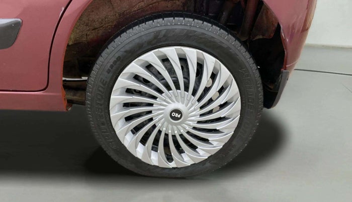 2012 Maruti Wagon R 1.0 VXI, Petrol, Manual, 88,756 km, Left Rear Wheel