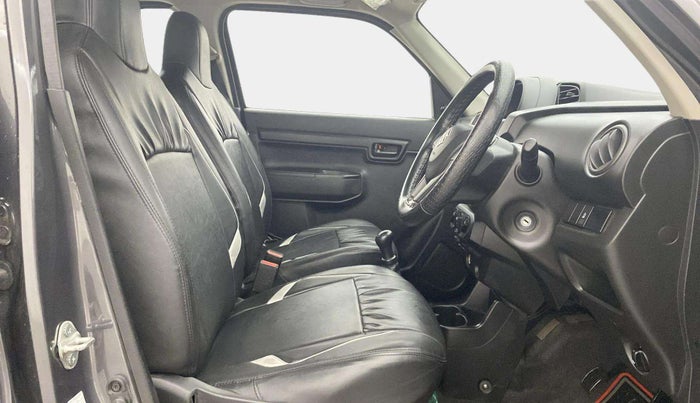 2022 Maruti S PRESSO VXI, Petrol, Manual, 18,914 km, Right Side Front Door Cabin