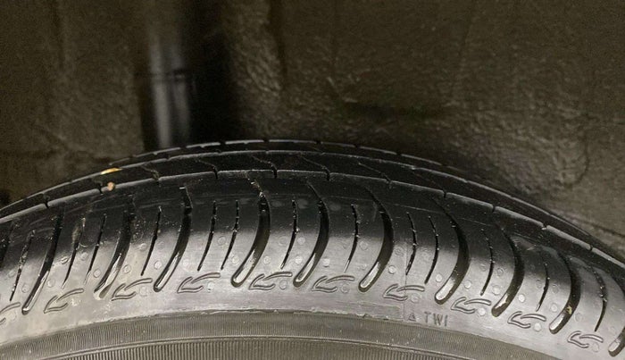 2022 Maruti S PRESSO VXI, Petrol, Manual, 18,914 km, Right Rear Tyre Tread