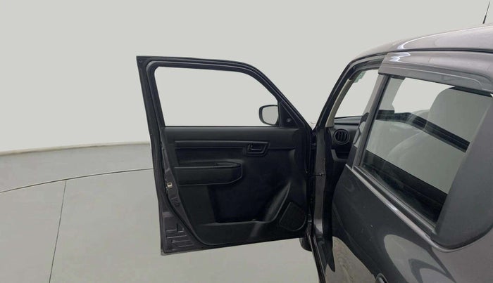 2022 Maruti S PRESSO VXI, Petrol, Manual, 18,914 km, LHS Front Door