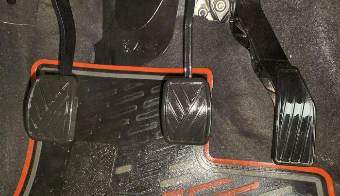 2022 Maruti S PRESSO VXI, Petrol, Manual, 18,914 km, Pedals