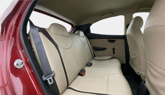 2018 Hyundai Eon ERA PLUS (O), Petrol, Manual, 71,468 km, Right Side Rear Door Cabin