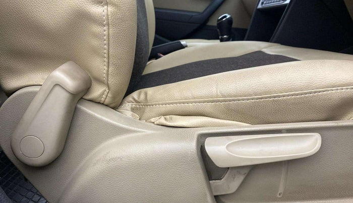 2015 Volkswagen Polo HIGHLINE1.2L, Petrol, Manual, 58,794 km, Driver Side Adjustment Panel