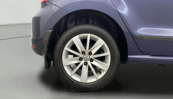 2015 Volkswagen Polo HIGHLINE1.2L, Petrol, Manual, 58,794 km, Right Rear Wheel