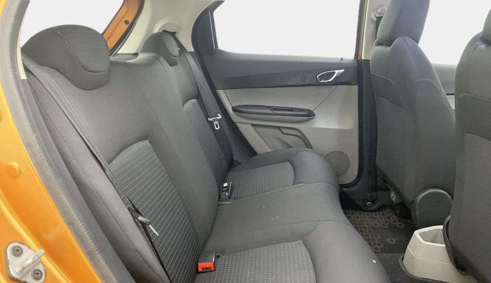 2018 Tata Tiago XZA PETROL, Petrol, Automatic, 25,354 km, Right Side Rear Door Cabin