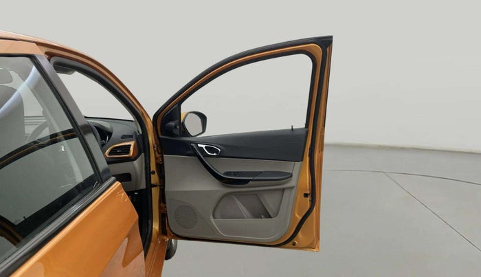 2018 Tata Tiago XZA PETROL, Petrol, Automatic, 25,354 km, RHS Front Door