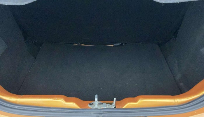 2018 Tata Tiago XZA PETROL, Petrol, Automatic, 25,354 km, Boot Inside
