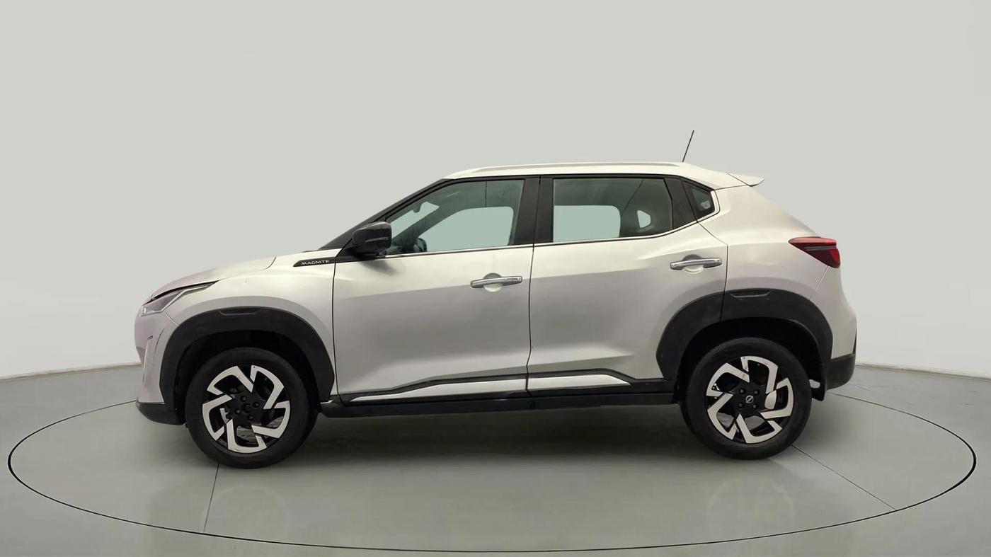 2020 Nissan MAGNITE XV PREMIUM TURBO CVT, Petrol, Automatic, 87,389 km, Left Side