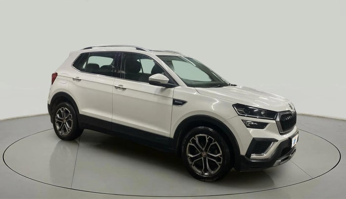 2022 Skoda KUSHAQ STYLE 1.0L TSI MT, Petrol, Manual, 33,053 km, Right Front Diagonal
