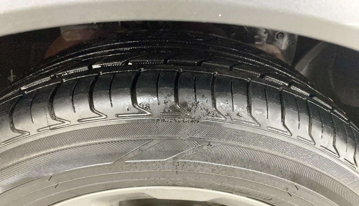 2020 Ford FREESTYLE TITANIUM 1.2 PETROL, Petrol, Manual, 36,048 km, Right Front Tyre Tread