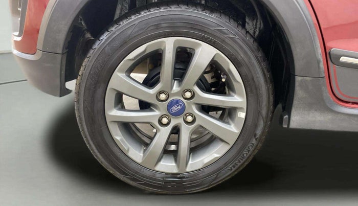 2020 Ford FREESTYLE TITANIUM 1.2 PETROL, Petrol, Manual, 36,048 km, Right Rear Wheel