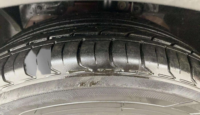 2020 Ford FREESTYLE TITANIUM 1.2 PETROL, Petrol, Manual, 36,048 km, Left Front Tyre Tread