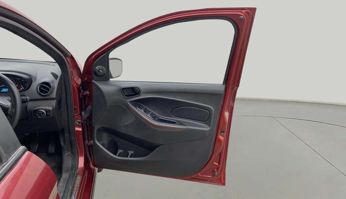 2020 Ford FREESTYLE TITANIUM 1.2 PETROL, Petrol, Manual, 36,048 km, RHS Front Door