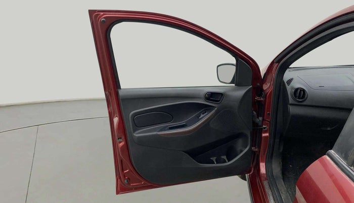 2020 Ford FREESTYLE TITANIUM 1.2 PETROL, Petrol, Manual, 36,048 km, LHS Front Door