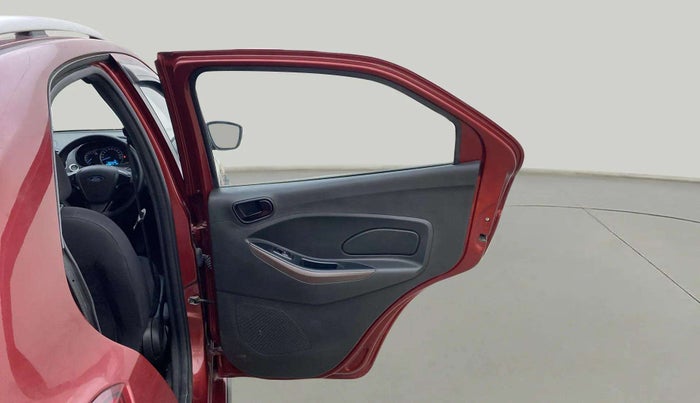 2020 Ford FREESTYLE TITANIUM 1.2 PETROL, Petrol, Manual, 36,048 km, RHS Rear Door