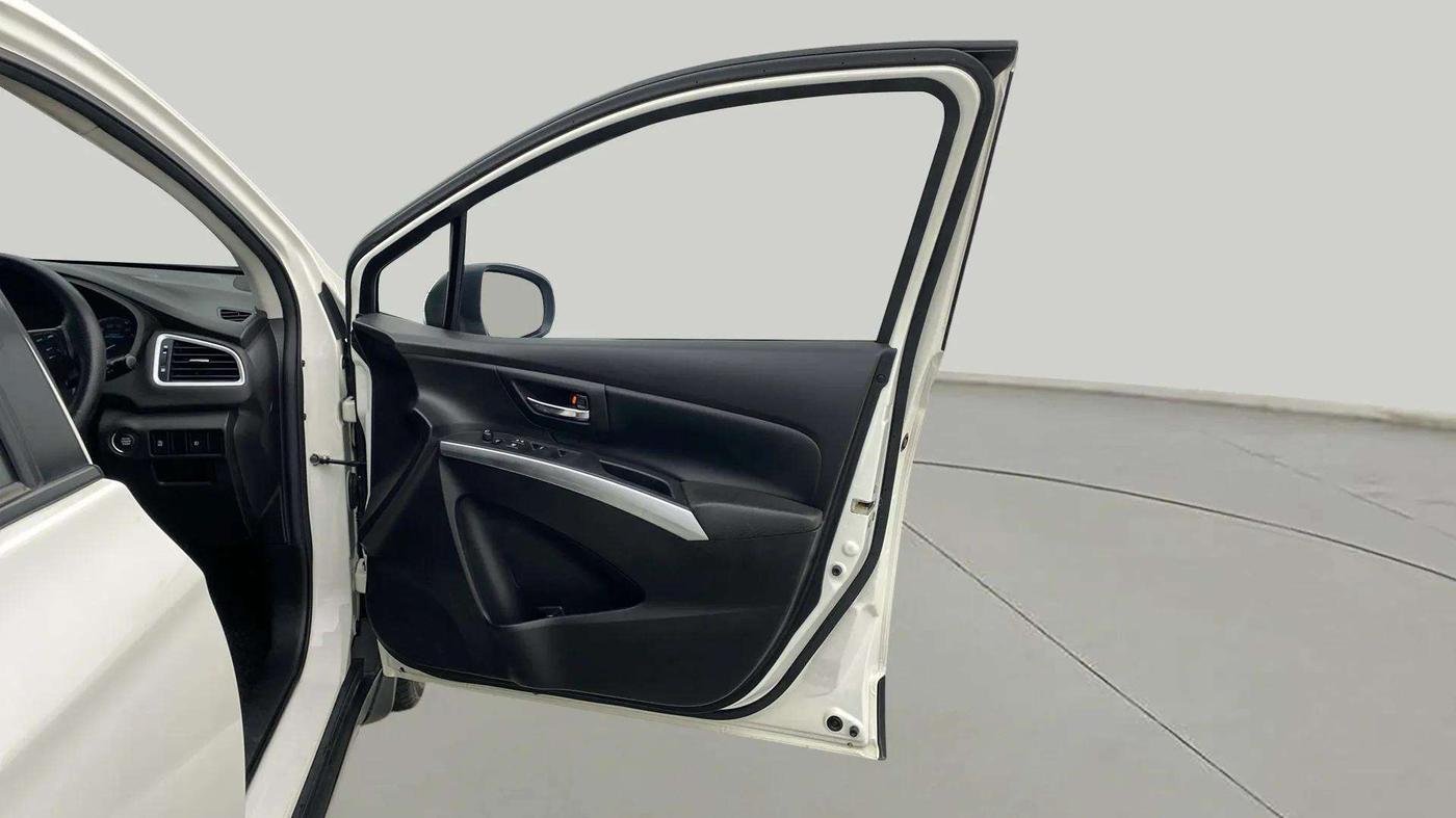 2020 Maruti S Cross ALPHA 1.5, Petrol, Manual, 41,803 km, RHS Front Door