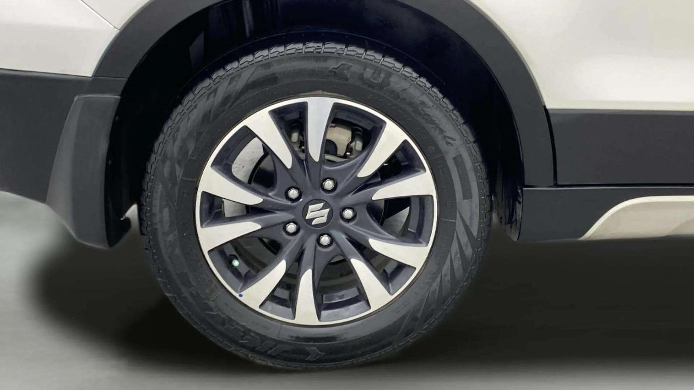 2020 Maruti S Cross ALPHA 1.5, Petrol, Manual, 41,803 km, Right Rear Wheel