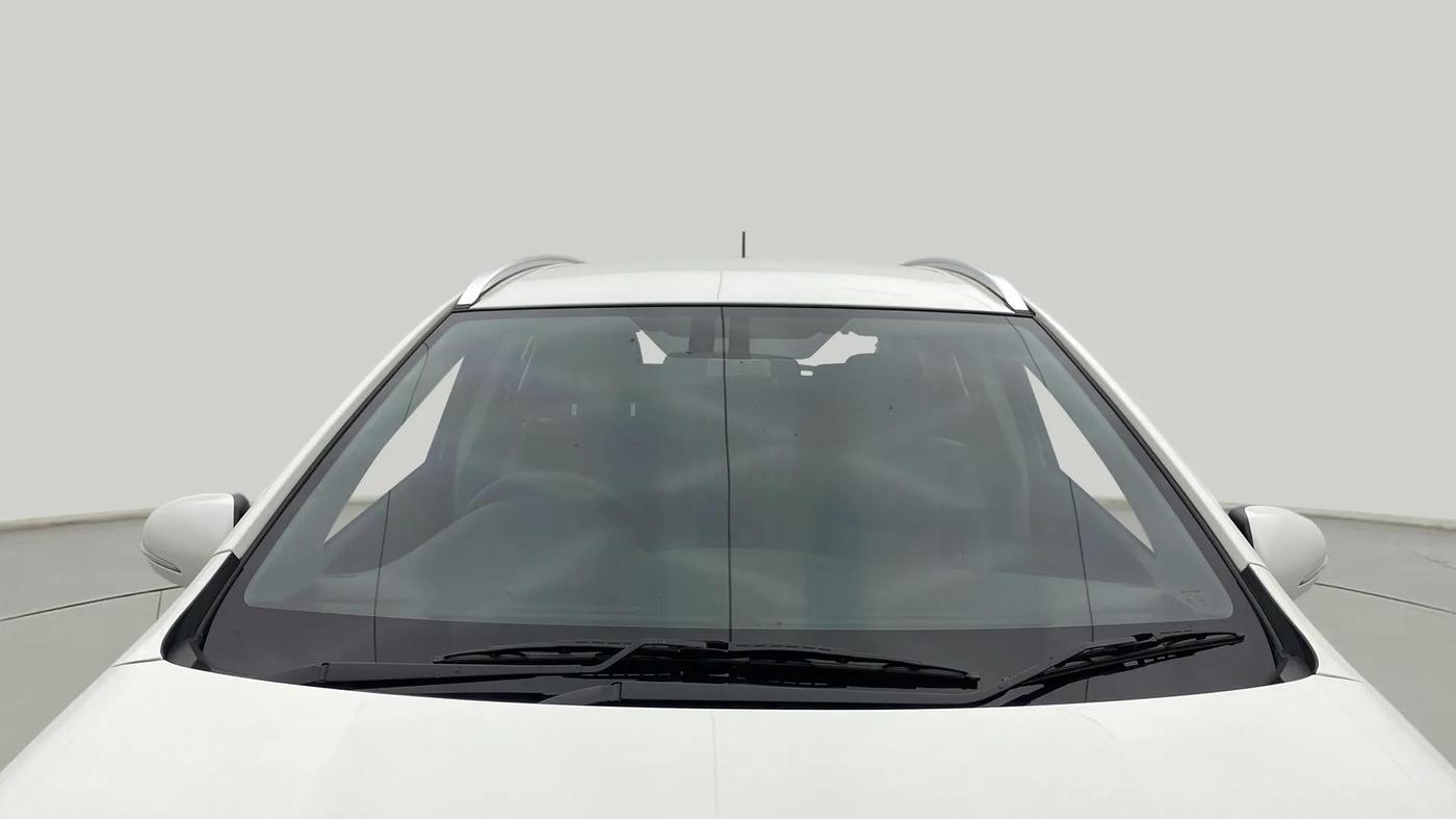 2020 Maruti S Cross ALPHA 1.5, Petrol, Manual, 41,803 km, Front Windshield