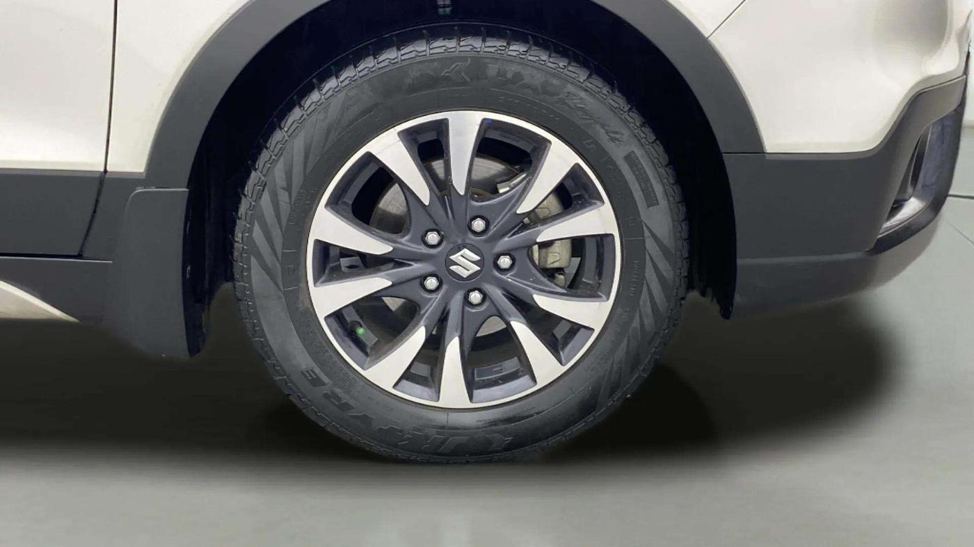 2020 Maruti S Cross ALPHA 1.5, Petrol, Manual, 41,803 km, Right Front Wheel