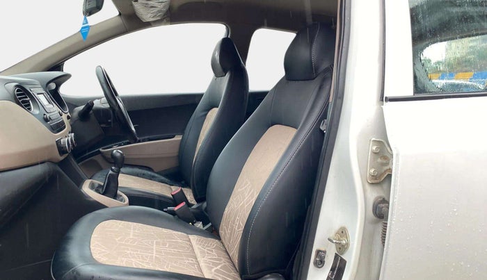 2019 Hyundai Grand i10 MAGNA 1.2 KAPPA VTVT, CNG, Manual, 60,067 km, Right Side Front Door Cabin