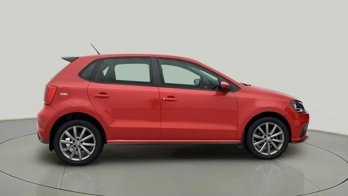 2020 Volkswagen Polo HIGHLINE PLUS 1.0, Petrol, Manual, 36,284 km, Right Side View