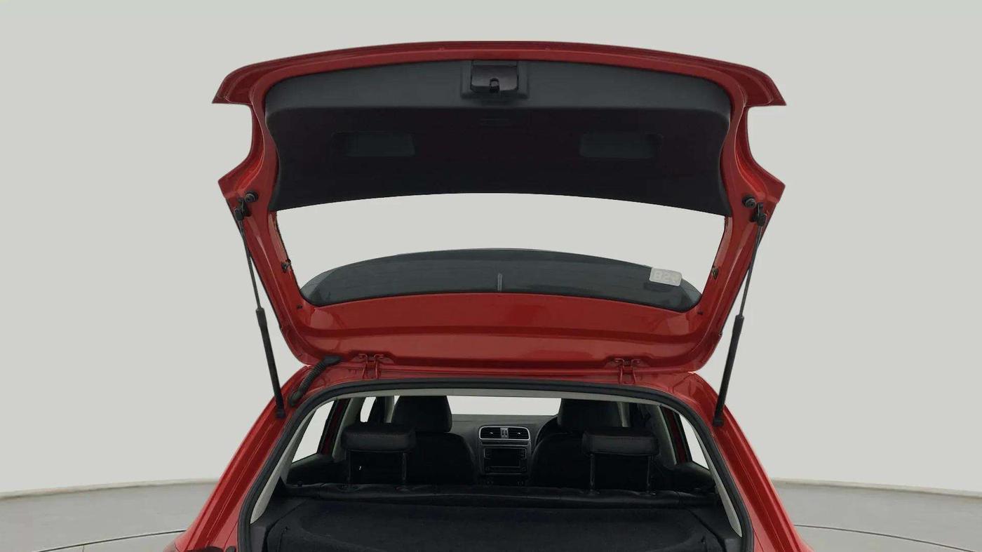 2020 Volkswagen Polo HIGHLINE PLUS 1.0, Petrol, Manual, 36,284 km, Boot Door Open