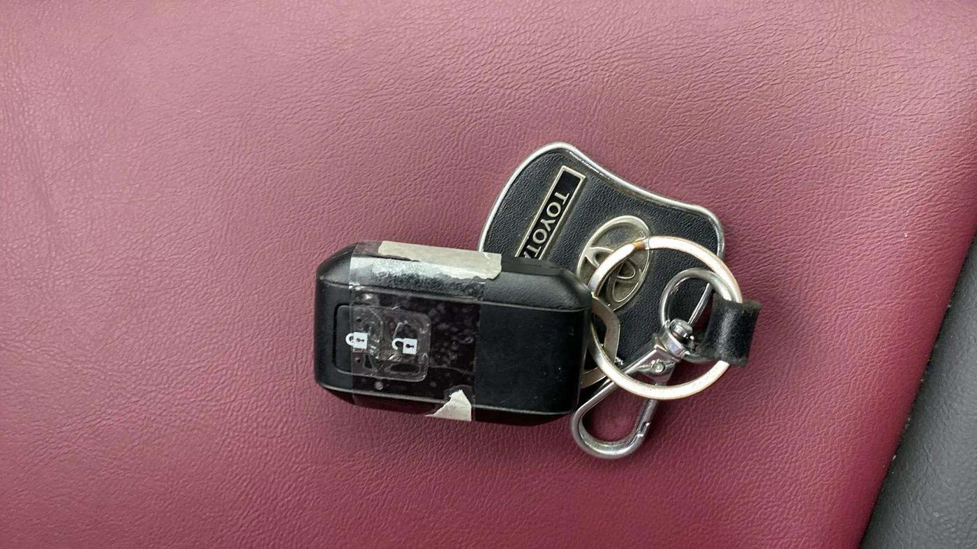 2021 Toyota Glanza G CVT, Petrol, Automatic, 24,341 km, Key Close Up