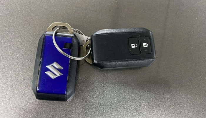 2020 Maruti Ertiga ZXI SHVS, Petrol, Manual, 10,211 km, Key Close Up