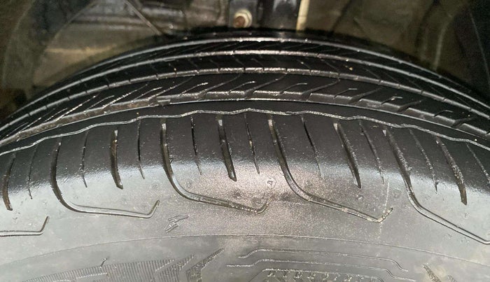 2023 Maruti FRONX DELTA PLUS 1.2MT, Petrol, Manual, 17,152 km, Left Front Tyre Tread