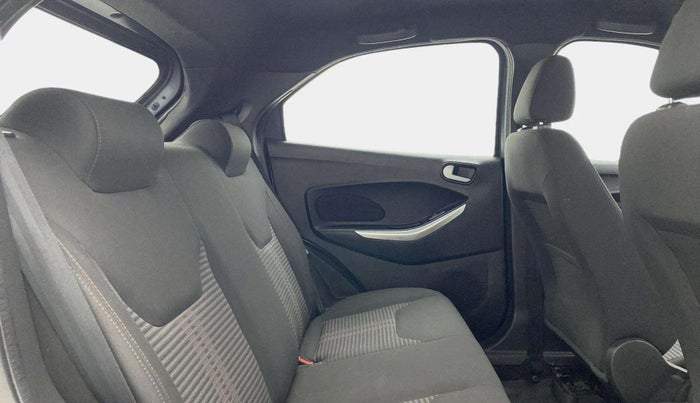 2018 Ford FREESTYLE TREND 1.2 PETROL, Petrol, Manual, 48,061 km, Right Side Rear Door Cabin