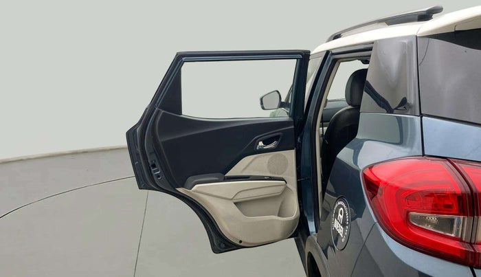 2019 Mahindra XUV300 W8 1.5 DIESEL, Diesel, Manual, 69,796 km, LHS Rear Door