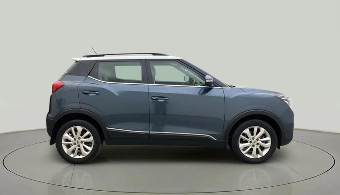 2019 Mahindra XUV300 W8 1.5 DIESEL, Diesel, Manual, 69,796 km, Right Side View