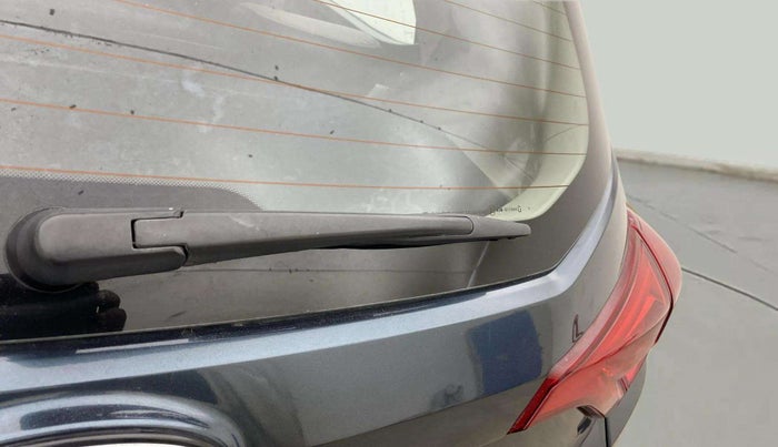 2019 Mahindra XUV300 W8 1.5 DIESEL, Diesel, Manual, 69,796 km, Rear Wiper