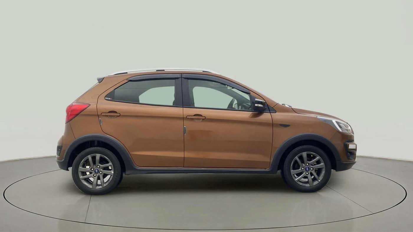 2021 Ford FREESTYLE TITANIUM PLUS 1.2 PETROL, Petrol, Manual, 32,498 km, Right Side View