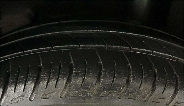 2019 Maruti Baleno DELTA CVT PETROL 1.2, Petrol, Automatic, 20,145 km, Left Rear Tyre Tread