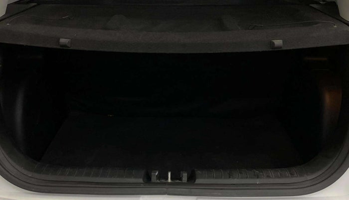 2019 Hyundai VENUE S 1.2, Petrol, Manual, 26,393 km, Boot Inside