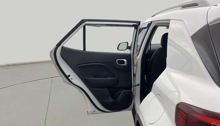 2019 Hyundai VENUE S 1.2, Petrol, Manual, 26,393 km, LHS Rear Door