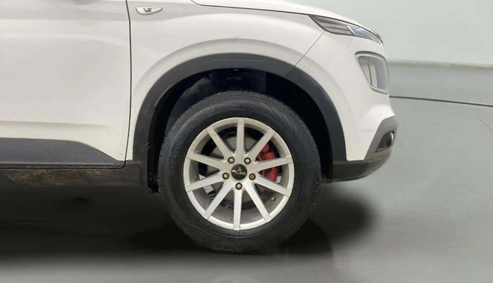 2019 Hyundai VENUE S 1.2, Petrol, Manual, 26,393 km, Right Front Wheel