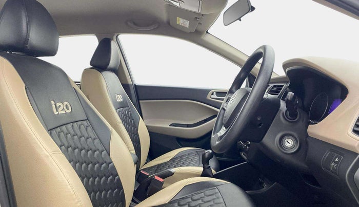 2019 Hyundai Elite i20 SPORTZ PLUS 1.2, Petrol, Manual, 33,638 km, Right Side Front Door Cabin