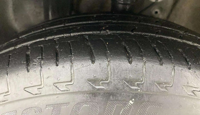 2022 Maruti Celerio VXI AMT, Petrol, Automatic, 16,117 km, Left Front Tyre Tread