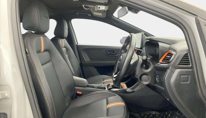 2024 Tata ALTROZ Racer R3, Petrol, Manual, 29,355 km, Right Side Front Door Cabin