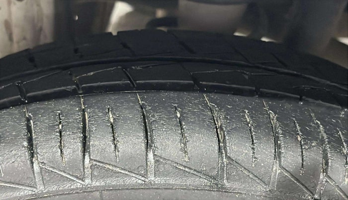 2020 Maruti Alto VXI, Petrol, Manual, 24,508 km, Right Rear Tyre Tread