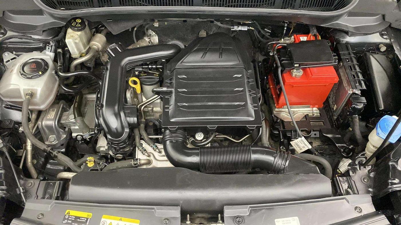 2021 Skoda KUSHAQ AMBITION 1.0L TSI AT, Petrol, Automatic, 96,315 km, Engine View