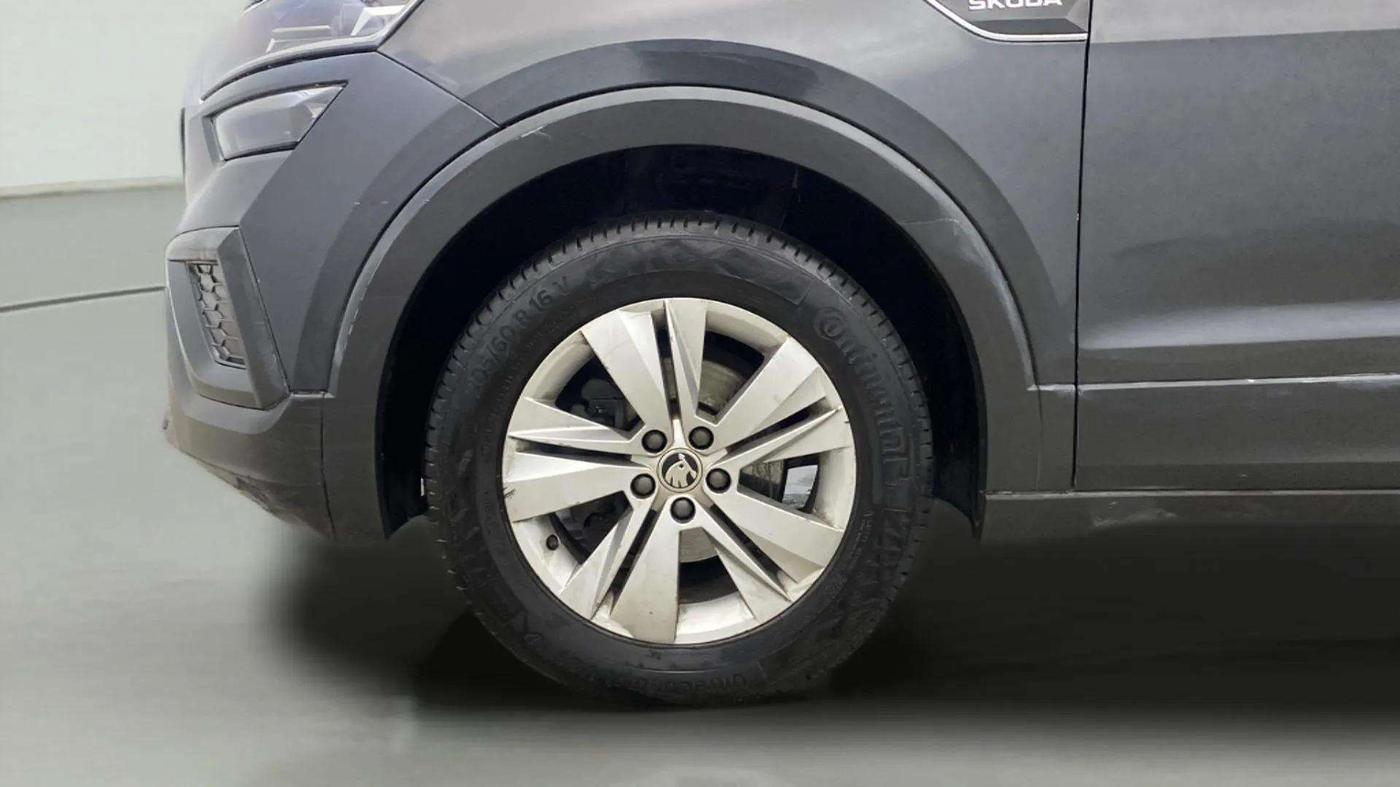 2021 Skoda KUSHAQ AMBITION 1.0L TSI AT, Petrol, Automatic, 96,315 km, Left Front Wheel
