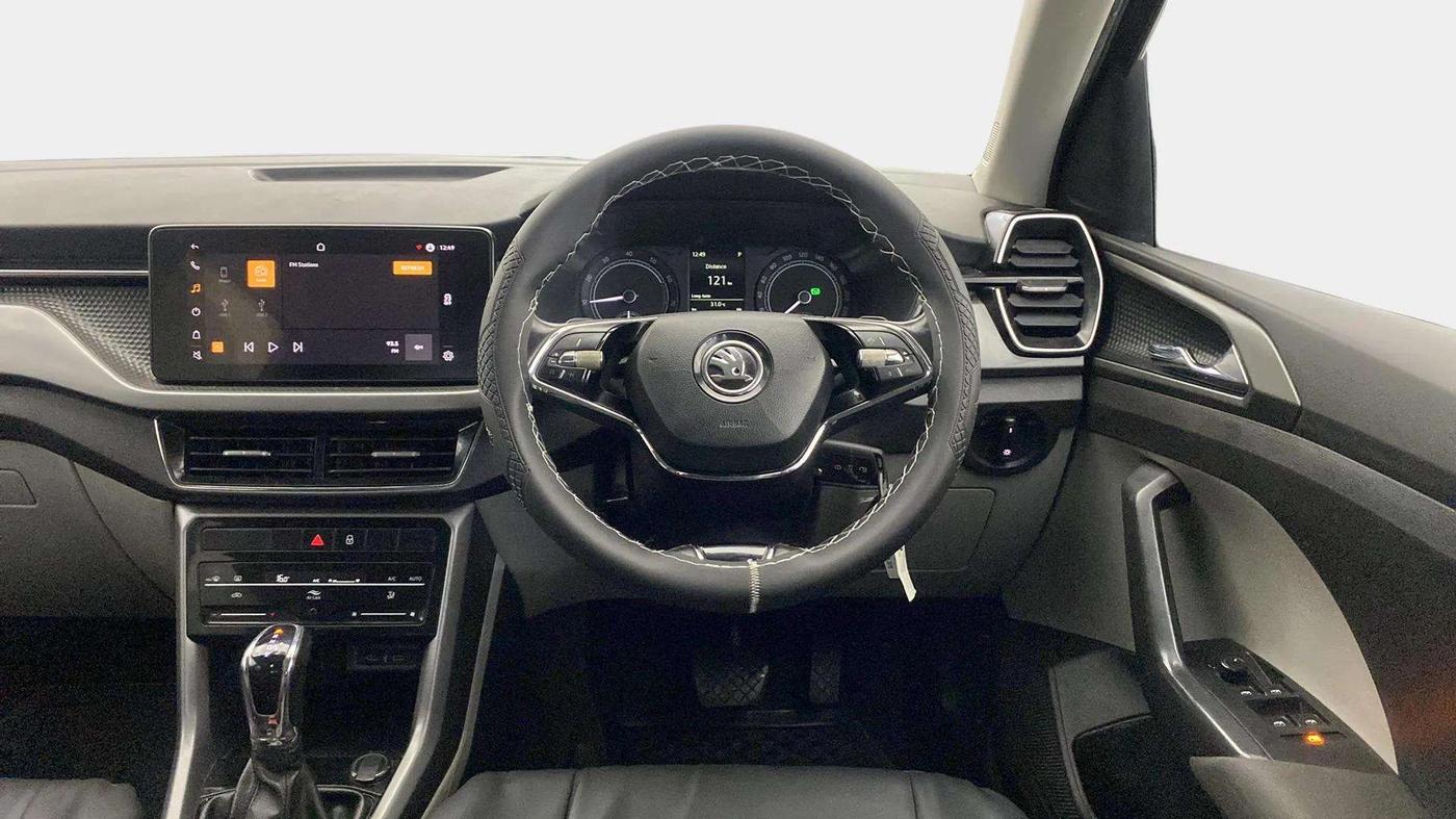 2021 Skoda KUSHAQ AMBITION 1.0L TSI AT, Petrol, Automatic, 96,315 km, Steering Wheel Close Up