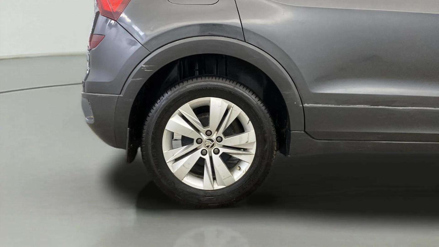 2021 Skoda KUSHAQ AMBITION 1.0L TSI AT, Petrol, Automatic, 96,315 km, Right Rear Wheel