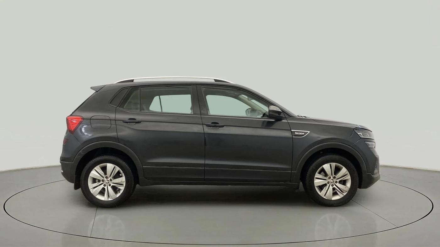 2021 Skoda KUSHAQ AMBITION 1.0L TSI AT, Petrol, Automatic, 96,315 km, Right Side View